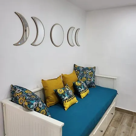 Sh Apartment Malaga